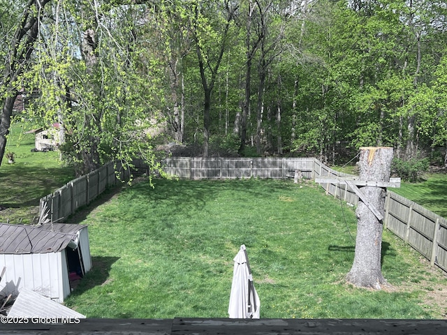 4 Wesley Ave, Schenectady, NY 12304 - view of yard featuring a fenced backyard