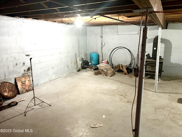11 Mcdermott Rd, Mechanicville, NY 12118 - unfinished basement featuring a water pressure tank