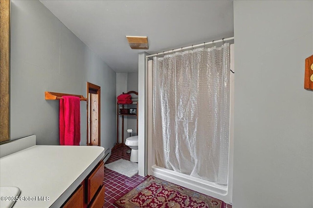 full bathroom featuring a shower with curtain, tile patterned flooring, vanity, and toilet