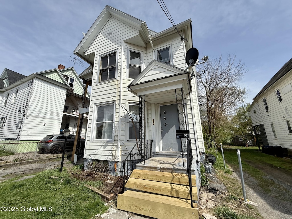 25-27 Caroline St, Amsterdam, NY 12010 - photo 1