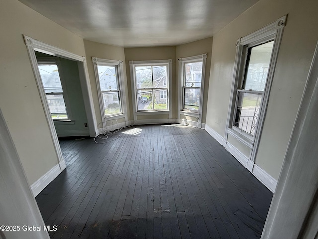 25-27 Caroline St, Amsterdam, NY 12010 - view of unfurnished sunroom