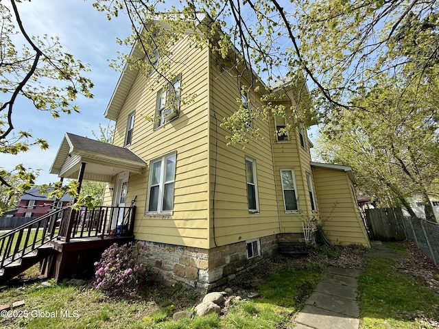 29 Park St, Fonda, NY 12068 - view of property exterior with fence