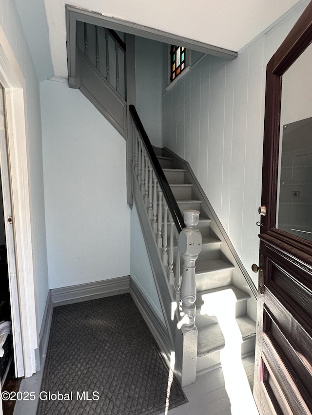 18 Ingersoll Ave, Schenectady, NY 12305 - view of stairs