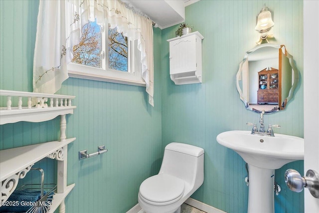 67 Fairlawn Dr, Colonie, NY 12110 - bathroom with toilet