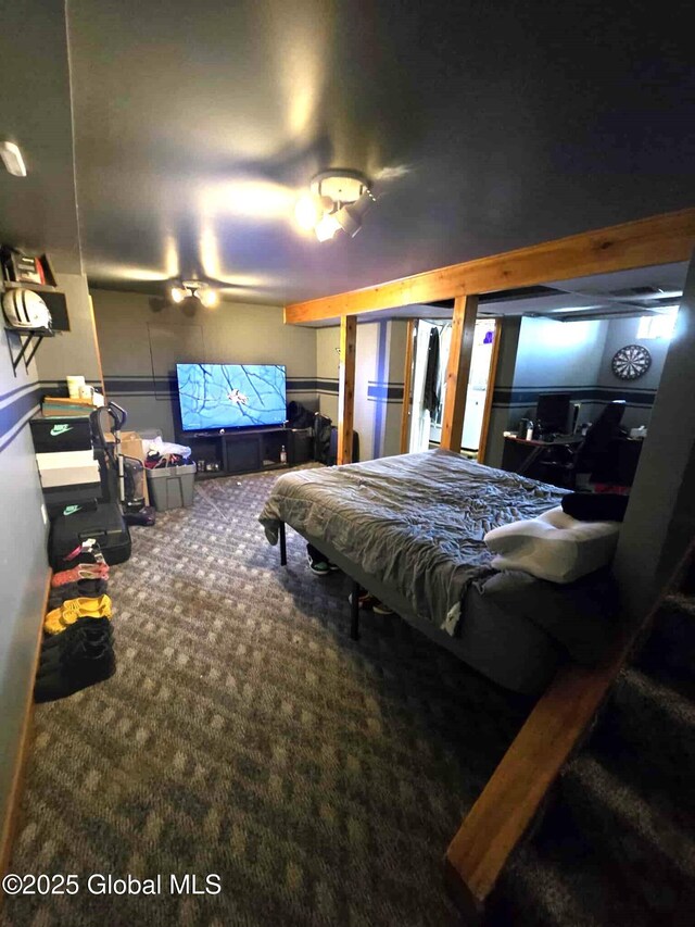 view of carpeted bedroom