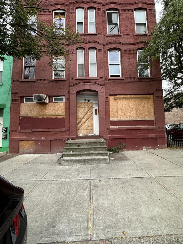 70 Central Ave, Albany NY, 12206, 18 bedrooms, 6 baths multi for sale