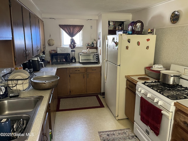 817 Holland Rd, Schenectady, NY 12303