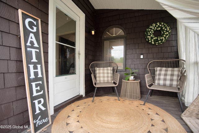 975 Riverview Rd, Schenectady, NY 12309 - doorway to property with covered porch