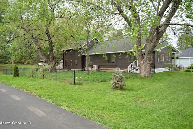 975 Riverview Rd, Schenectady, NY 12309 - view of front of property featuring entry steps