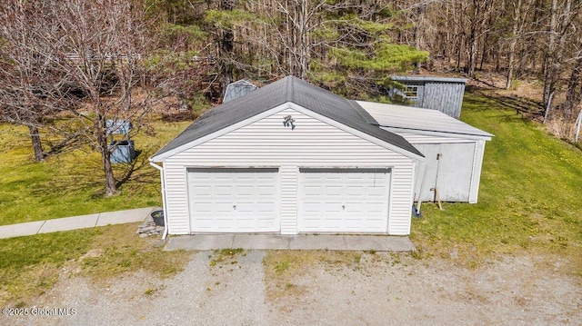 view of detached garage