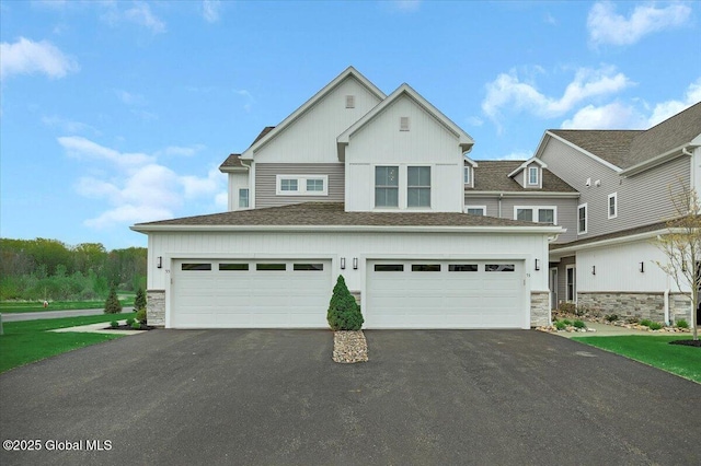 55 Wardley Cir, Colonie, NY 12047 - photo 1