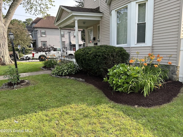 27 Kingsboro Ave, Gloversville, NY 12078 - view of yard