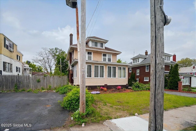 1576 State St, Schenectady, NY 12304 - american foursquare style home featuring a chimney