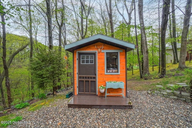 view of outdoor structure featuring an outdoor structure
