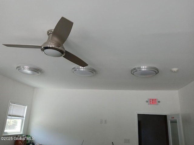 1317 Lower Broadway, Schenectady, NY 12306 - detailed view of a smoke detector and ceiling fan