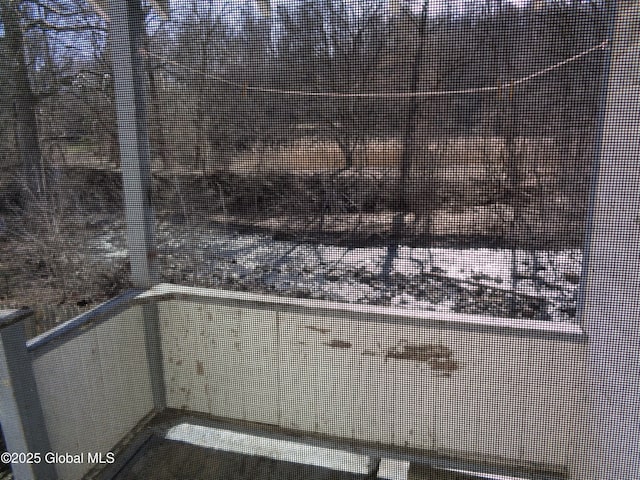 31 Fort Johnson Ave, Fort Johnson, NY 12070 - view of balcony