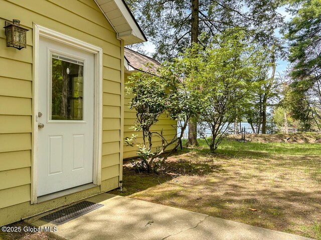 233 Cleverdale Rd, Queensbury, NY 12804 - view of exterior entry