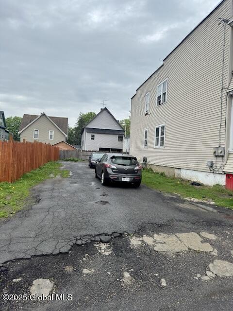 11 Lefferts St, Amsterdam, NY 12010 - view of home's exterior