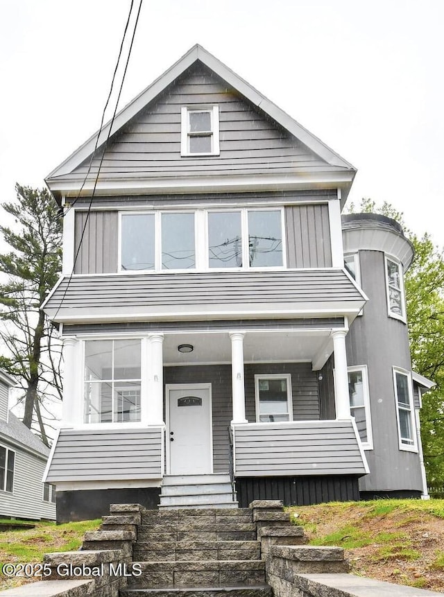 traditional style home with a porch