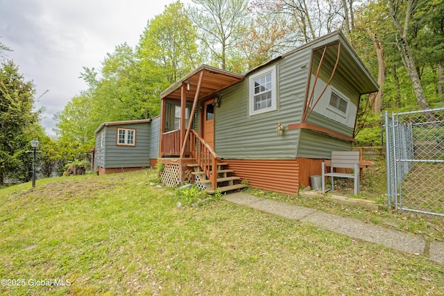17-19 Smith Ct, North Greenbush, NY 12198 - view of front of house