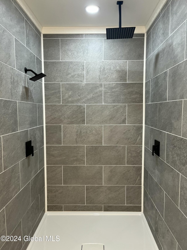 734 Groveside Rd, Pittstown, NY 12028 - bathroom with a tile shower and recessed lighting