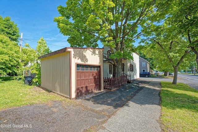 30 Andrewsville Ct, Watervliet, NY 12189 - view of garage