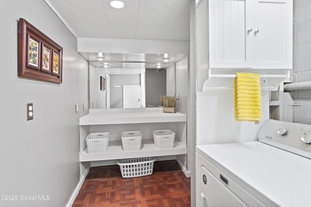 2125 Ferguson St, Rotterdam, NY 12303 - clothes washing area featuring washer / dryer and baseboards