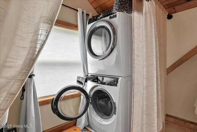 126 Lakeview Ln, Mayfield, NY 12117 - laundry room with estacked washer and dryer