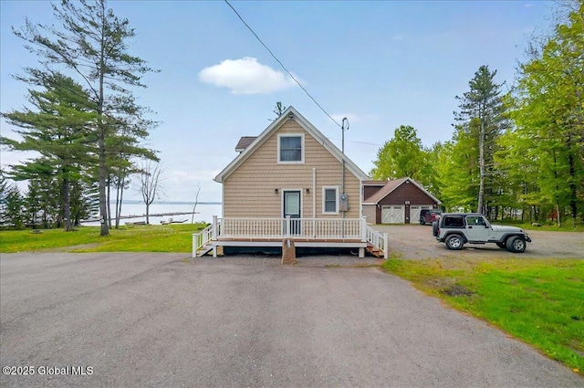126 Lakeview Ln, Mayfield, NY 12117 - view of front facade