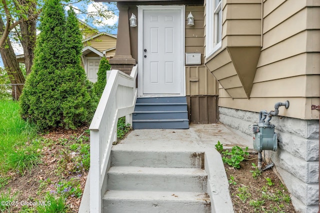 view of entrance to property