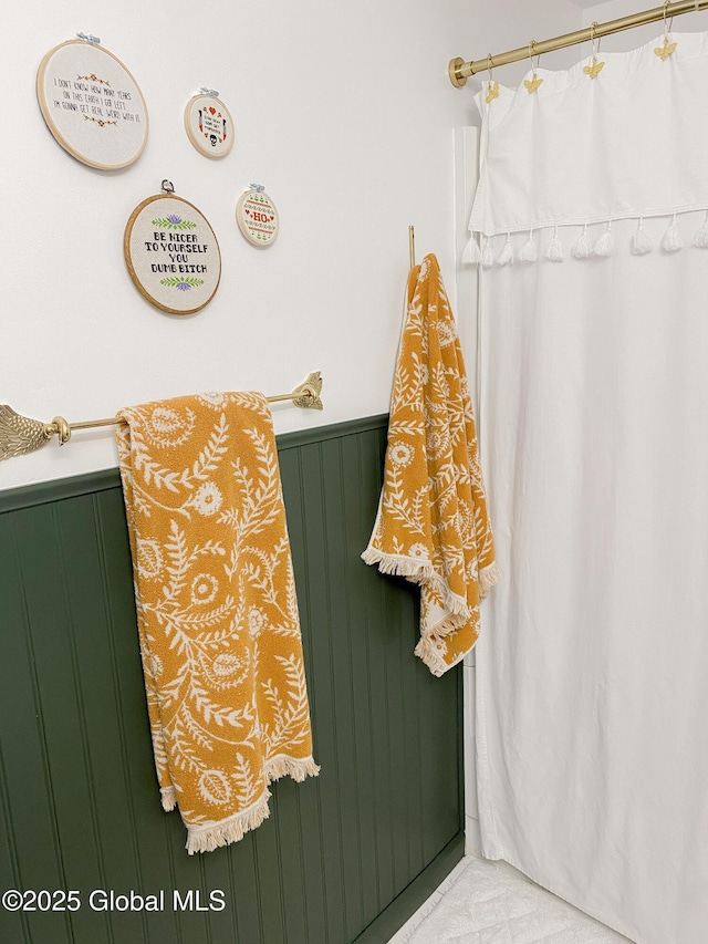 5 Moon Dr, Saratoga Springs, Inside, NY 12866 - bathroom featuring wainscoting