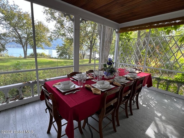601/603 Baldwin Rd, Ticonderoga, NY 12883 - sunroom / solarium with a water view