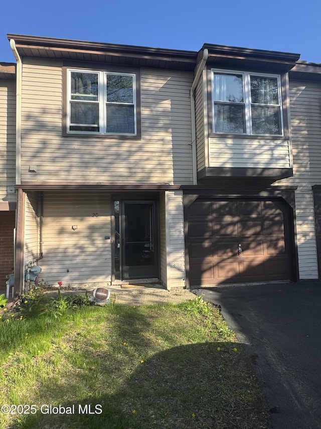 20 Kensington Sq, Cohoes, NY 12047 - photo 1