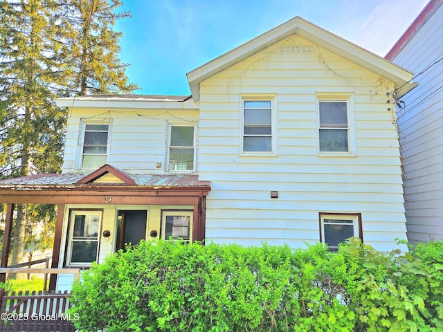 89 Forbes St, Amsterdam, NY 12010 - view of front facade with metal roof