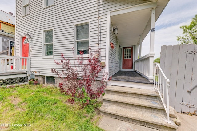 6 William St, Gloversville, NY 12078 - view of property entrance