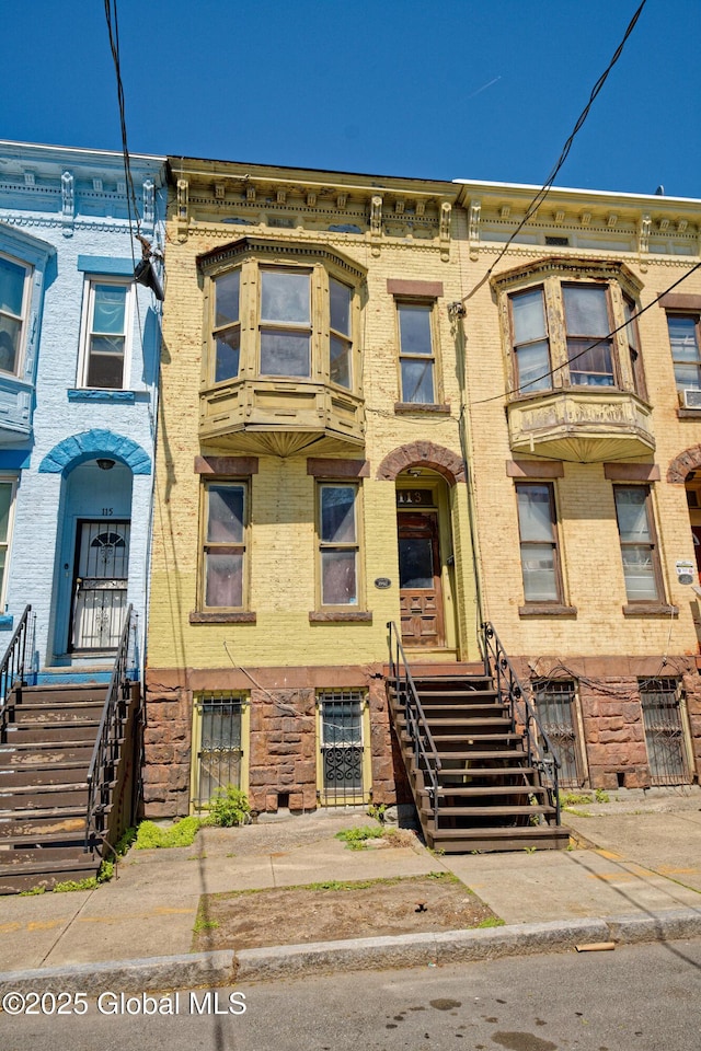 113 Lark St, Albany, NY 12210 - photo 1