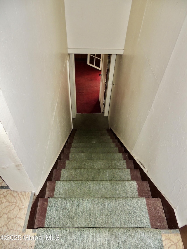 30 Prospect St, Warrensburg, NY 12885 - view of stairs