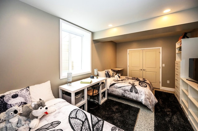 49 N Village Cir, Round Lake, NY 12151 - bedroom featuring a closet, carpet floors, recessed lighting, and baseboards
