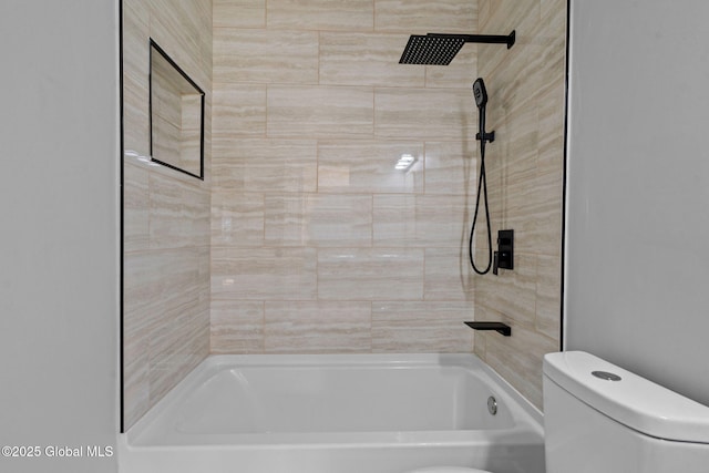 12 Jones Dr, Colonie, NY 12309 - full bath featuring toilet and tub / shower combination