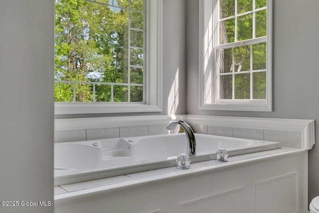 9 Meghan Ct, Wilton, NY 12866 - full bath featuring plenty of natural light and a garden tub