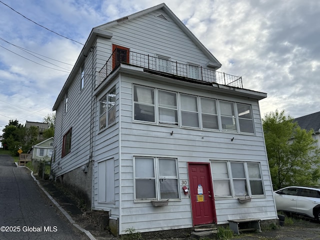 30 Erie St, Cohoes, NY 12047 - photo 2