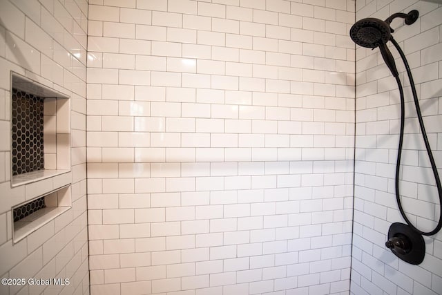 18 Alva St, East Greenbush, NY 12061 - bathroom with tiled shower