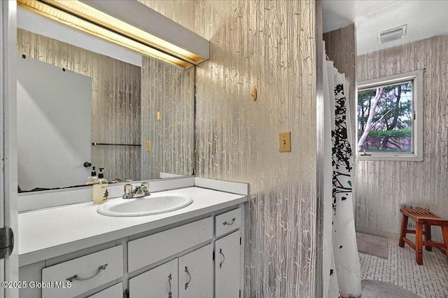bathroom featuring vanity