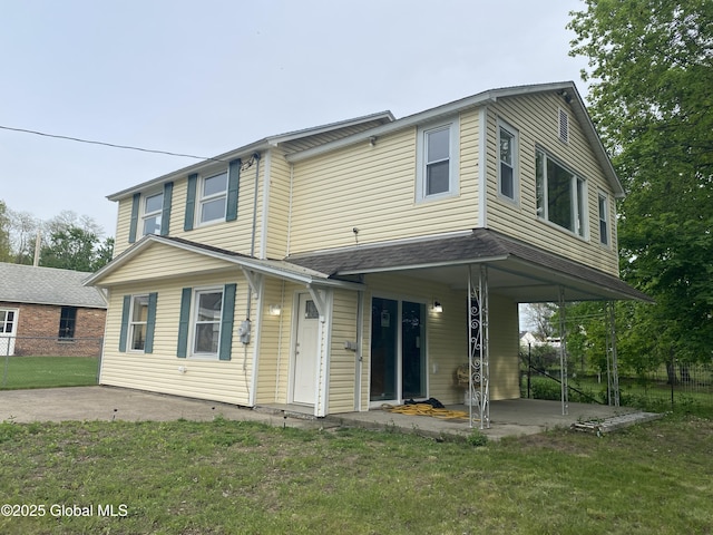 2112 Gray St, Rotterdam, NY 12306 - view of front of home with a front lawn and a porch