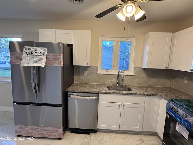 1 Meadowlark Dr, Cohoes, NY 12047 - photo 5