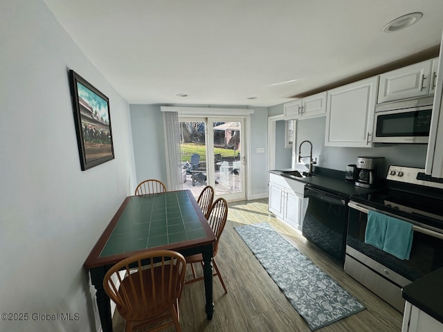 247 Maple Ave, Saratoga Springs, NY 12866 - photo 6