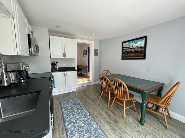 247 Maple Ave, Saratoga Springs, NY 12866 - photo 7