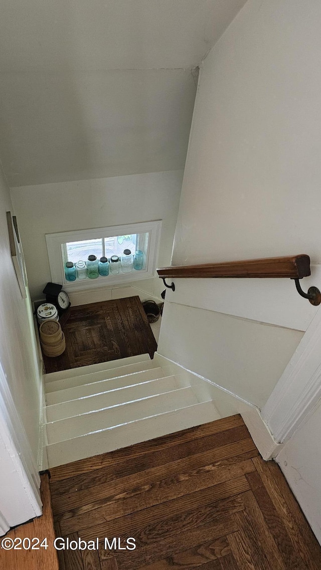 19 George St, Saratoga Springs, Inside, NY 12866 - view of stairs