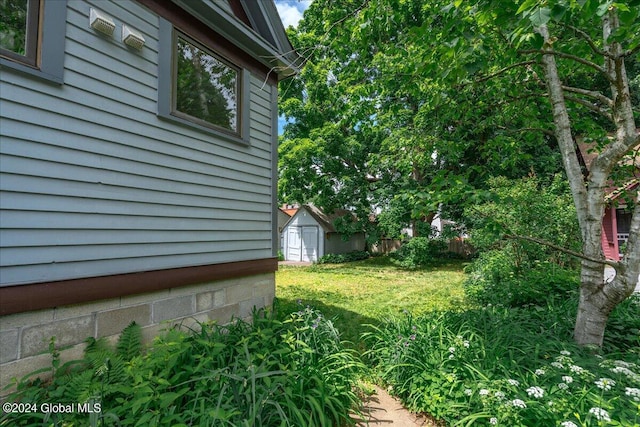 19 George St, Saratoga Springs, Inside, NY 12866 - view of yard