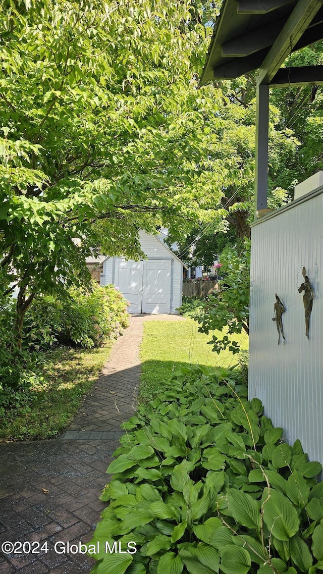 19 George St, Saratoga Springs, Inside, NY 12866 - view of yard